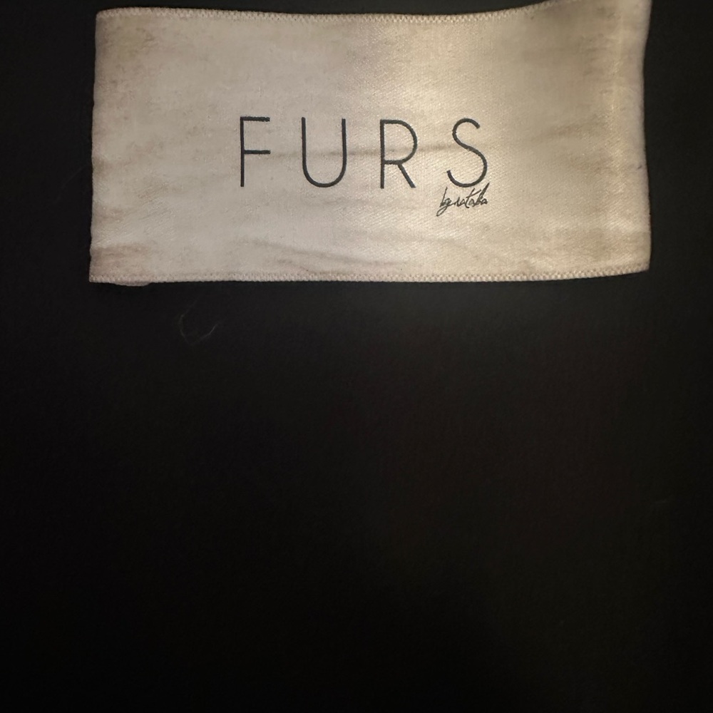 CLASSIC FOX FUR VEST - Picture 7 of 13